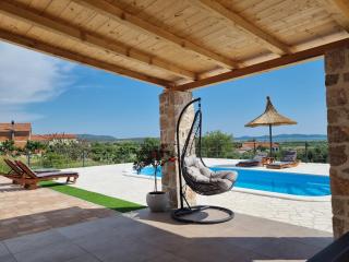 Holiday Home A&M with pool and lakeview - 8