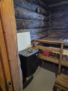 Jokimökki Urpo ja Tapio - 4