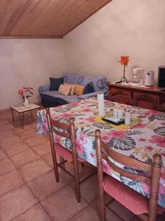 Appartement charmant à Saint-Ambroix avec piscine - 7