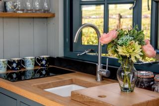 Blackdown Luxury Shepherds Huts - 1