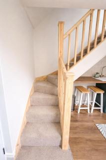 Modern Cotswolds Studio - 4
