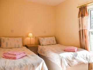 Farndale Apartment - 3