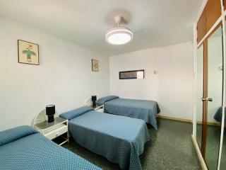 PortAventura and Ferrari Land, Apartment with pool - 2
