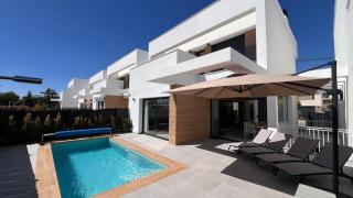 7LakesVilla with Heated Pool, Cinema & Home Office, Santa Rosalia Lake Resort - 0