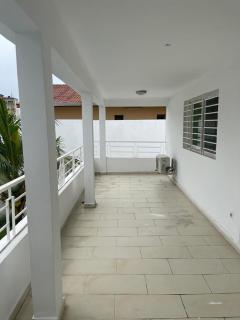 Studio avec Piscine - Cocody Angré Abidjan - 7