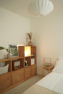 Warm Minimal Wood House near Hongdae, 3min Subway, Airport Bus 6 mins - 1