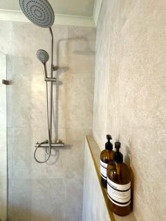 Modern Boutique Studios - 2