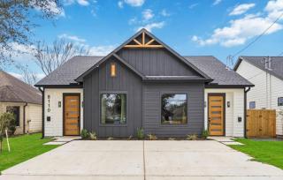 Modern 3BR Home I 5 Min to NRG Stadium & Med Center - 5