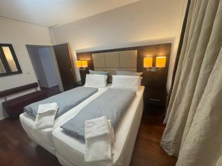 4 Big Bedrooms, Bungalow & Garden, Schlehe 8 - 5