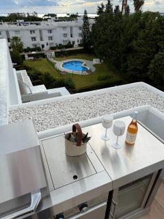 West-Facing Penthouse Roof Terrace Overlooking Pool Walk to Tennis and Golf in Benavista - 0