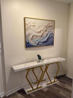 Spacious 2BR Downtown Indy Skywalk, Free Garage Parking, Convention Center, Stadium - 2