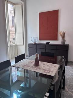 Ortigia Grand Salon - Extra Spacious PrimeLocation CarAccess - 2