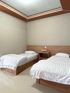 Penginapan Kamalo Syariah - 1