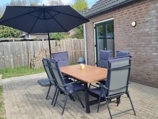 Woning met jacuzzi in grote tuin - 4