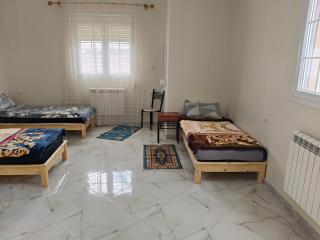 Black Gold Building - 5