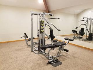 Mountainside Ski & Golf WL402 Ski Retreat Gym - 4