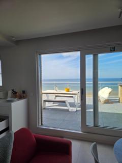 Secret Stay, Wellness Penthouse studio, Privacy, Seaview, Terras, Sauna - 7