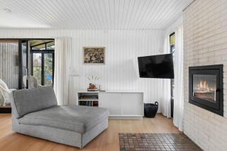 Amazing Family Vacation Home w Hot Tub - 5