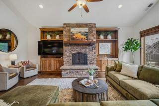 42 Caldera Cabin - 4