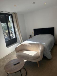 HDG Hôtel Gare de L'Isle Adam Appart's Hotel - 5