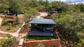 Lazy Hill Eco Lodge - 0