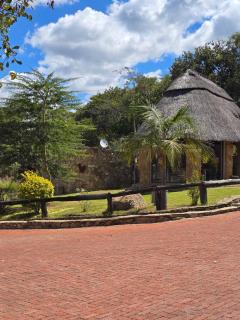 Pakanaka Lodges & Resorts, Goromonzi Zimbabwe - 9