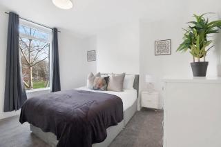 NEW! Spacious 4BR in Sidney - 8