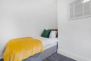 NEW! Spacious 4BR in Sidney - 5