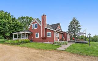 Spacious Family Getaway on Apple Orchard in Hugo! - 8