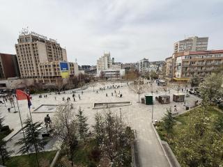 Black & Bright - Main Square - 7