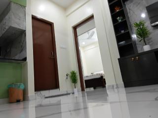 # 86 Singh Mansion - 6