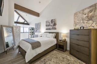 Spacious Ski Haven at Silver King Hotel - 3