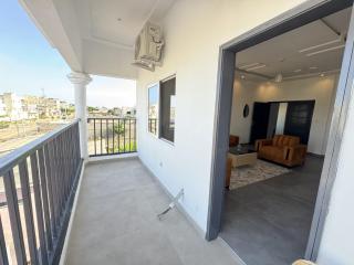 White & Blue Residence - 6