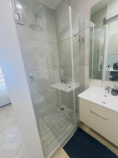 One Rosebank - Executive Studio Suite - 7