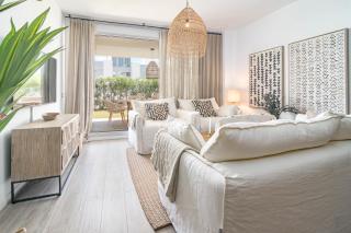 LM10BB- Modern Living with Large Sunny Terrace - 5
