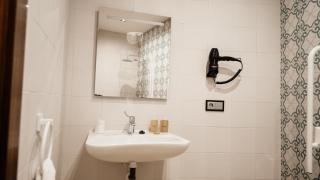 Hostal Central Marmolejo - 7