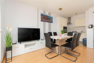 Apartment Sofia with Balcony - 55m2 - 1 KM to the Sea - 8