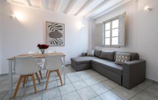 Oia's Square Residences - 4