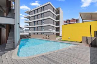 The Wharf 1D city harbor apartment in downtown Willemstad - 4
