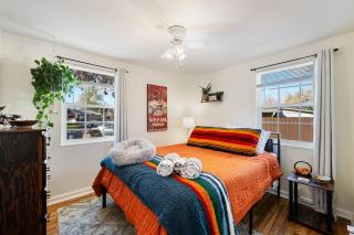 Hot tub, firepit, fenced yard, & BBQ near Airport - 4