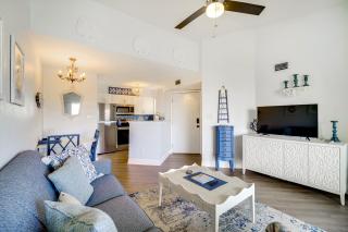 Walk to Canova Beach Park Couples Coastal Condo - 4