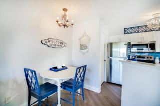 Walk to Canova Beach Park Couples Coastal Condo - 1