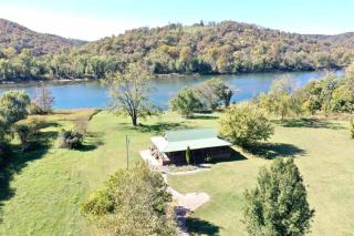 Creek Cabin on the White River - 0