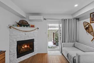 5 min Saint-Sauveur Best Loft with fireplace - 6