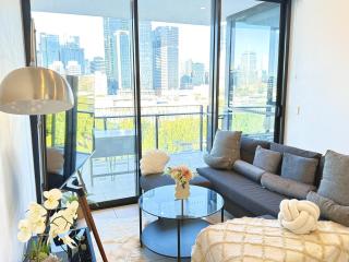 Prime 2BR Location Pool Parking BCT 1004 - 4