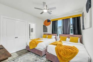 6717 Saint Augustine - 2