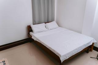 Stop-N-Stay Inn - 8