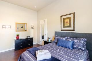 Large 7BR Group Home Sleeps 16 Near Downtown with GAME Room Pool Table Arcade - 3