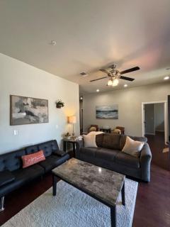 Large 7BR Group Home Sleeps 16 Near Downtown with GAME Room Pool Table Arcade - 8