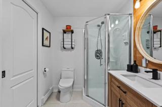 5 min Saint-Sauveur Best Suite with View and fireplace - 3